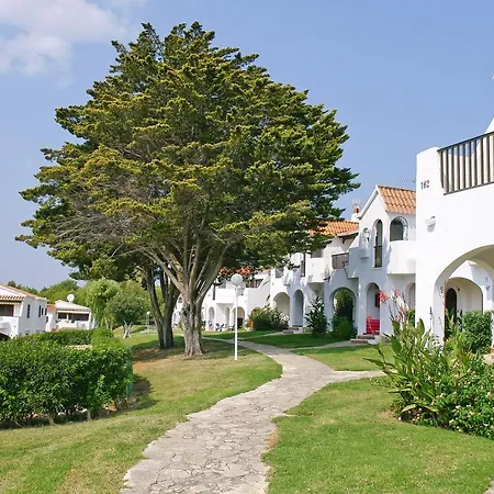 Son Bou Apartments *