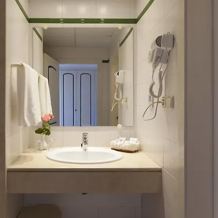 Son Bou Apartments * סון באו