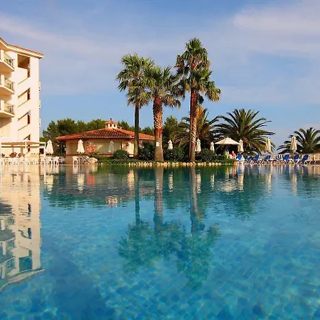 Son Bou Apartments דירה