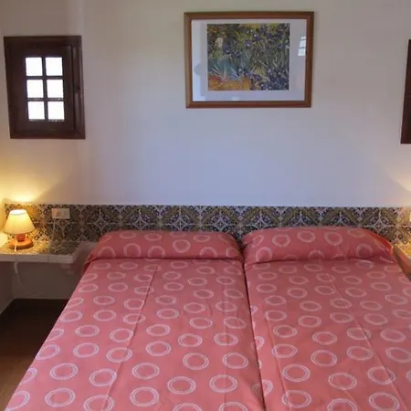 Son Bou Apartments Lejlighed *